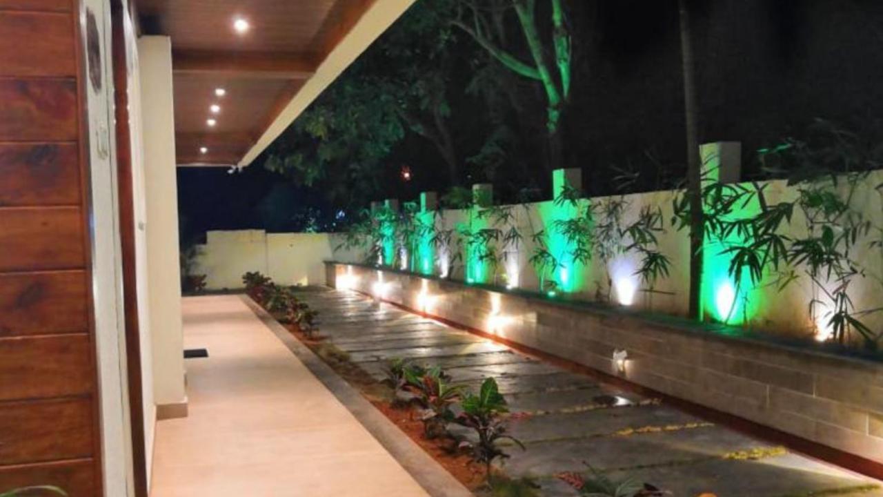 Shivers Oasis Luxury Boutique Resort Candolim Exterior foto